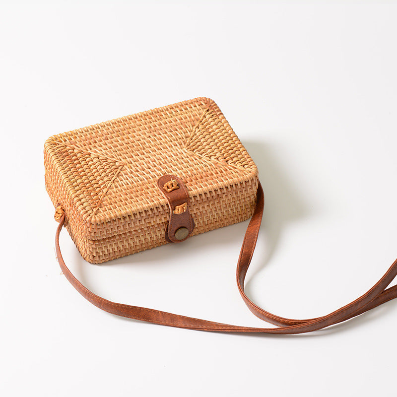 Rattan bag ins diagonal mini bag Sen basket basket tweezers retro literary hand-woven leather buckle bag greenroot living