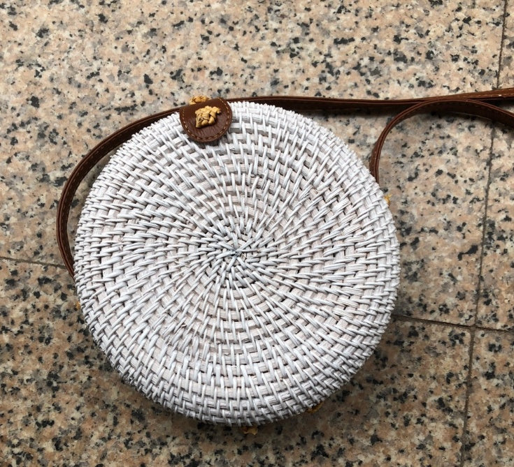 Rattan bag ins diagonal mini bag Sen basket basket tweezers retro literary hand-woven leather buckle bag greenroot living